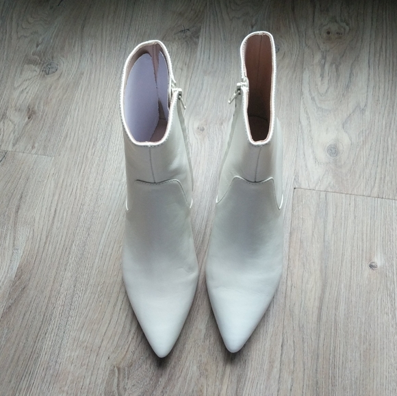 Loeffler Randall Kassidy Leather Booties - Picture 4 of 8